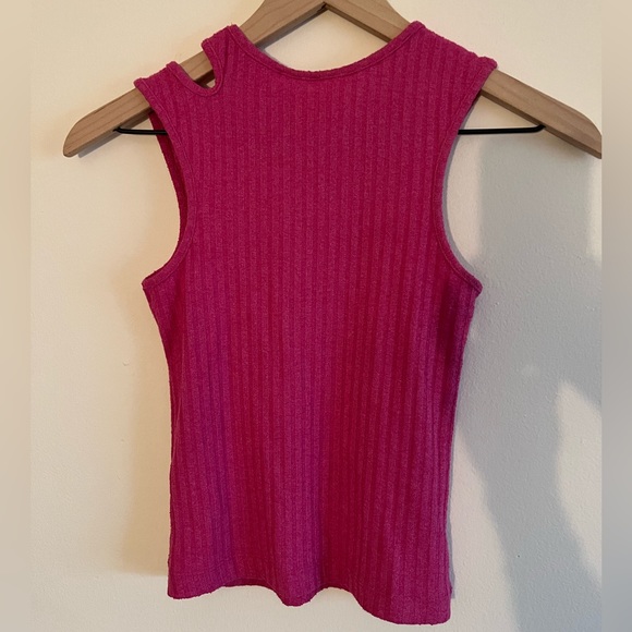 Pink River anthropology tank by Maeve - Picture 2 of 4